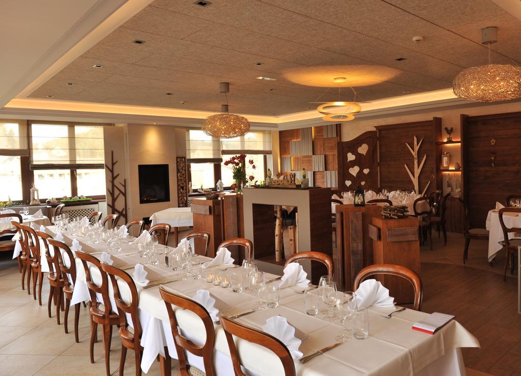 Отель Restaurant A L'Aigle Wimmenau Экстерьер фото